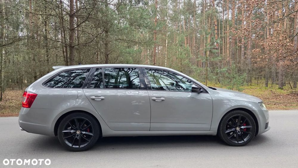 Skoda Octavia 2.0 TDI RS - 6