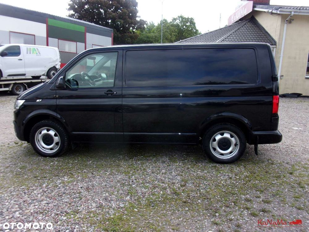 Volkswagen Transporter - 12