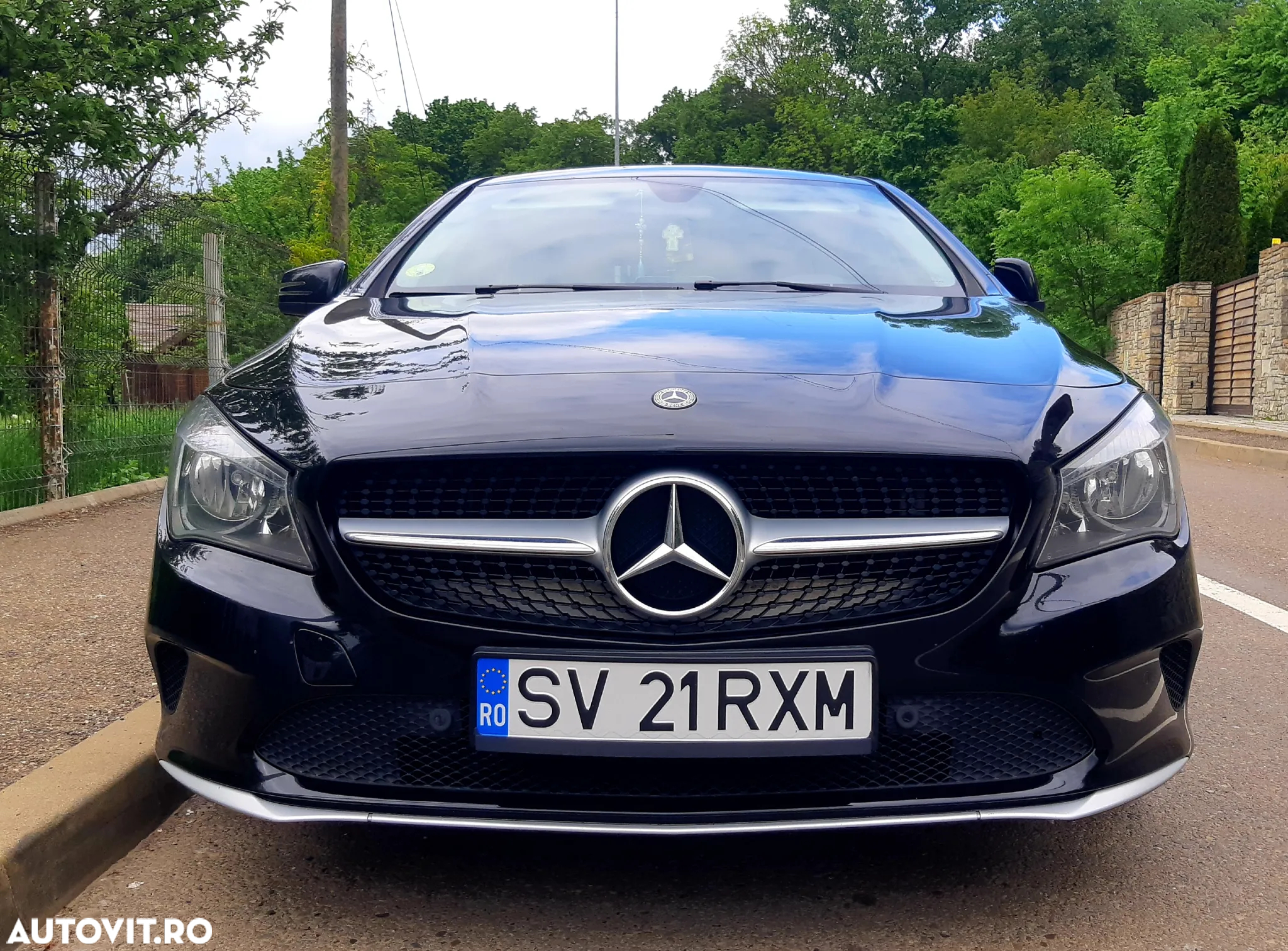 Mercedes-Benz CLA Shooting Brake 180 d - 4