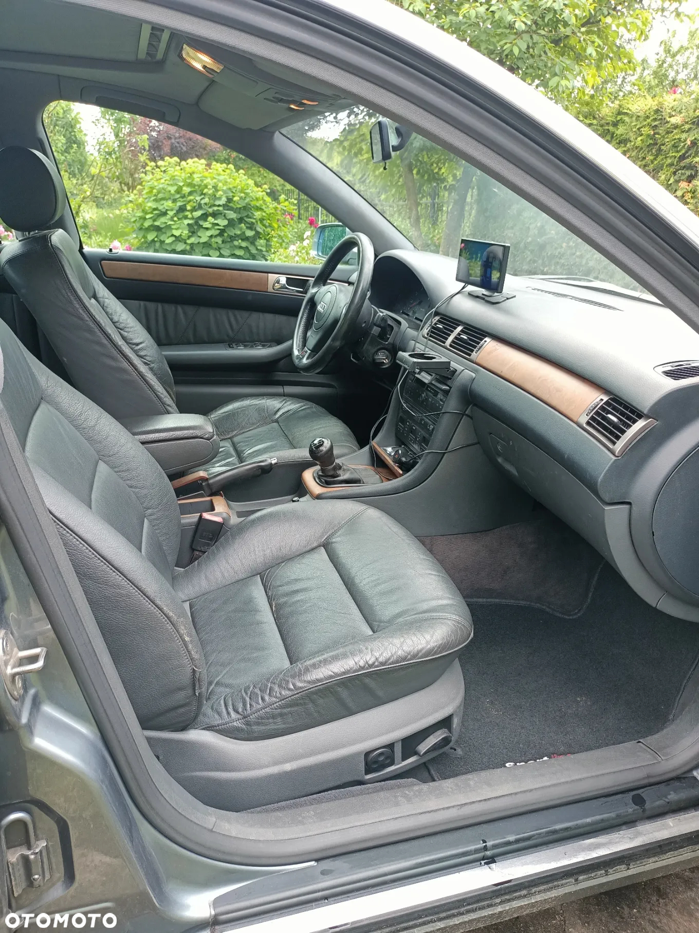 Audi A6 Avant 2.4 - 4