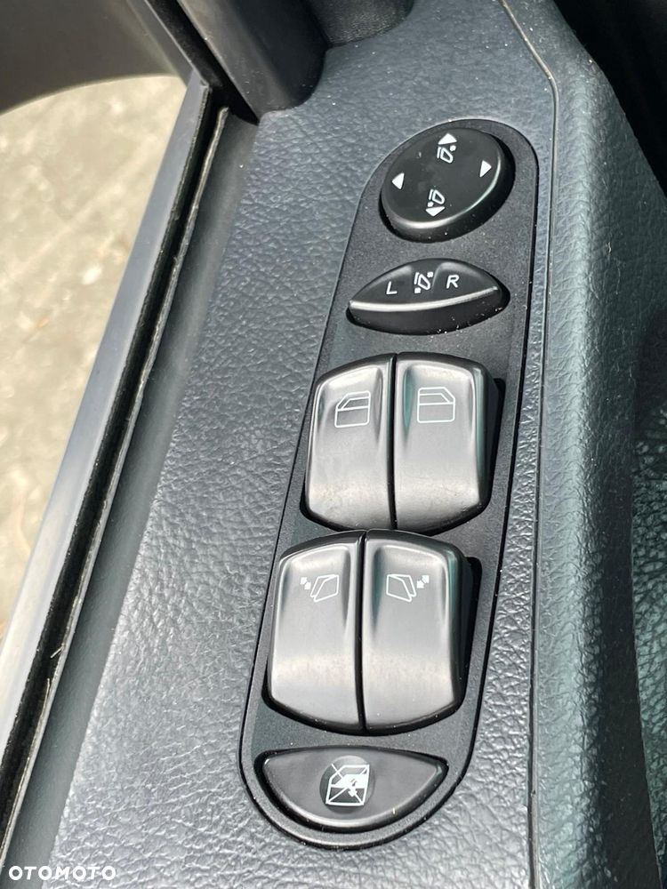 Mercedes-Benz Viano 3.0 CDI lang Automatik X-CLUSIVE DPF - 10