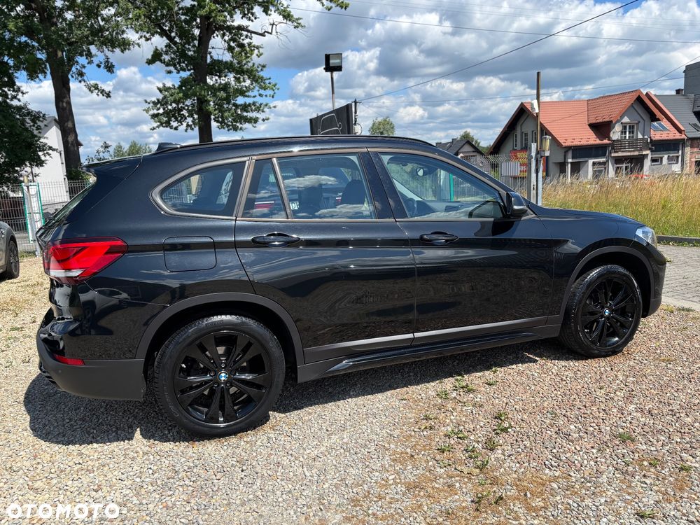 BMW X1 sDrive18i Sport Line - 20