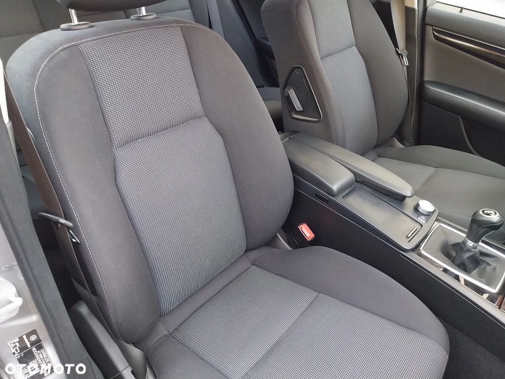 Mercedes-Benz Klasa C 180 BlueEFFICIENCY - 22