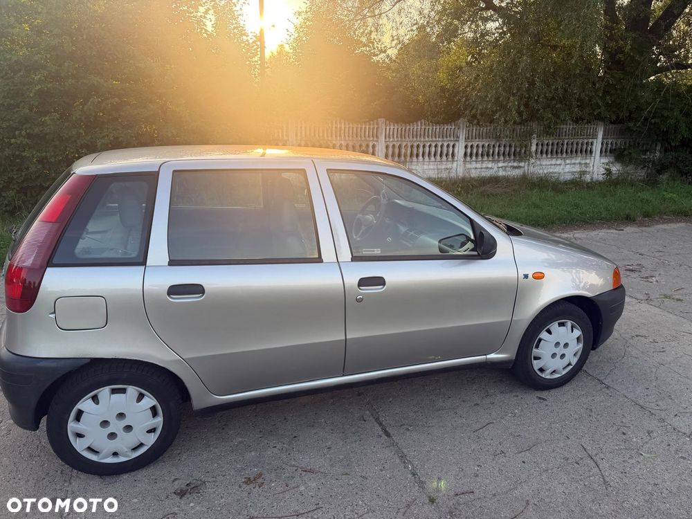 Fiat Punto - 8