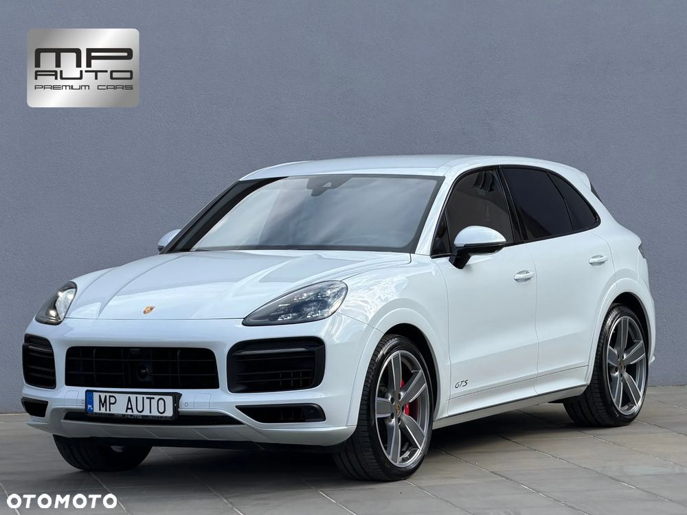Porsche Cayenne - 2