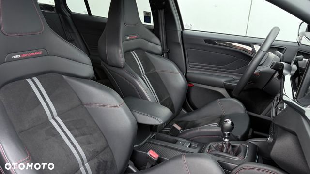 Ford Focus 2.3 EcoBoost ST X - 2
