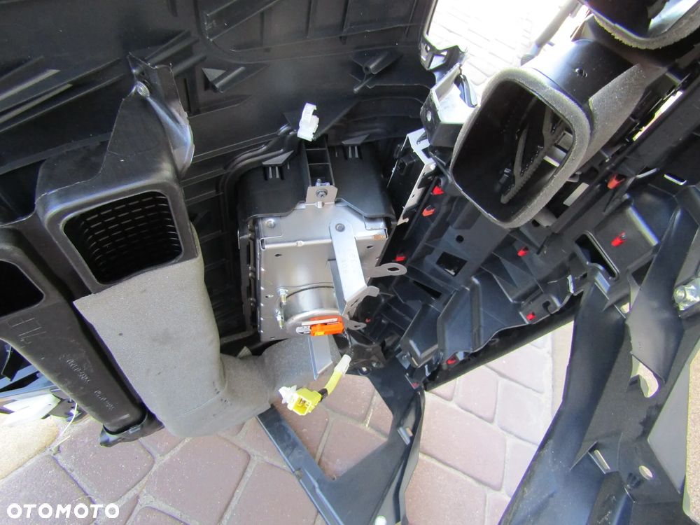 DESKA PÓŁKA ROZDZIELCZA KOMPLET TOYOTA COROLLA E21 HB - 4