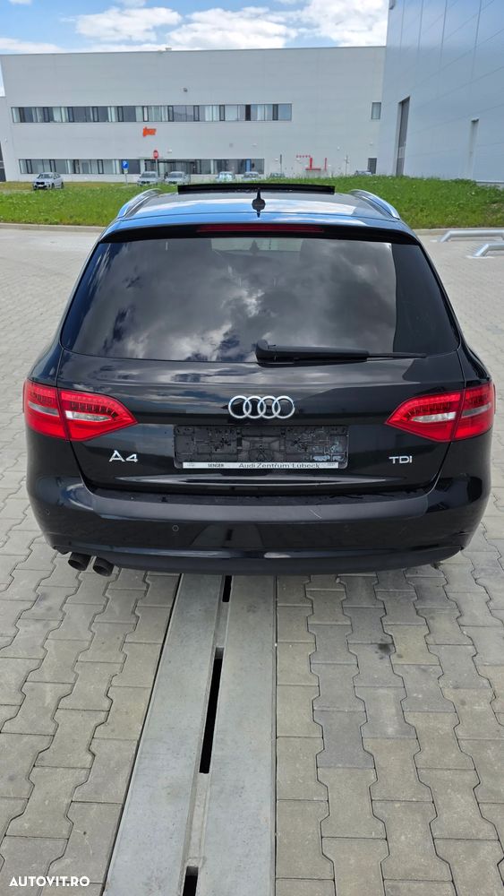 Audi A4 Avant 2.0 TDI - 11