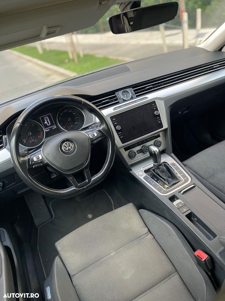 Volkswagen Passat - 5