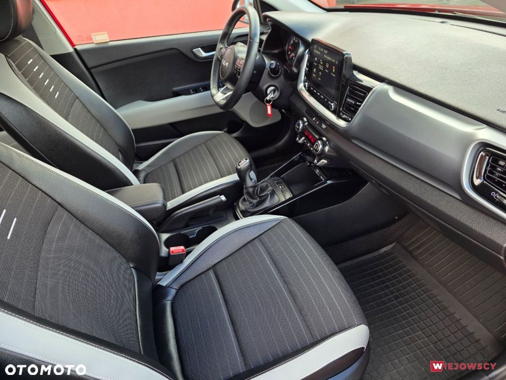 Kia Stonic - 18