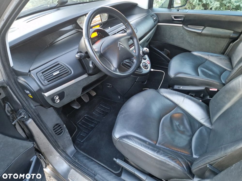 Citroën C8 HDi 165 Exclusive - 19