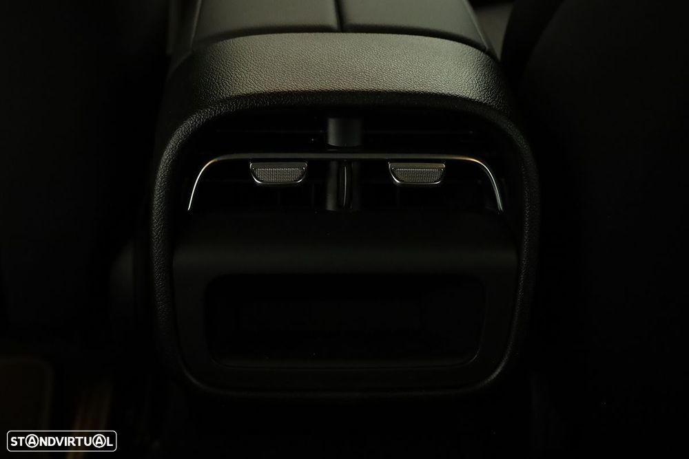 Mercedes-Benz E 300 de Avantgarde - 25