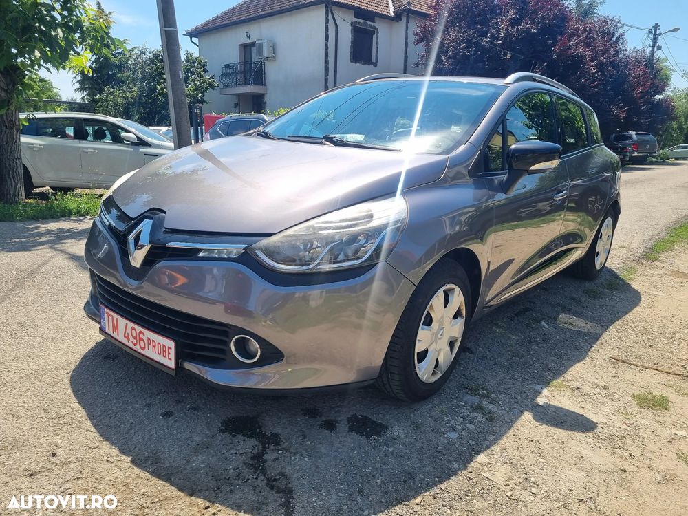 Renault Clio - 24