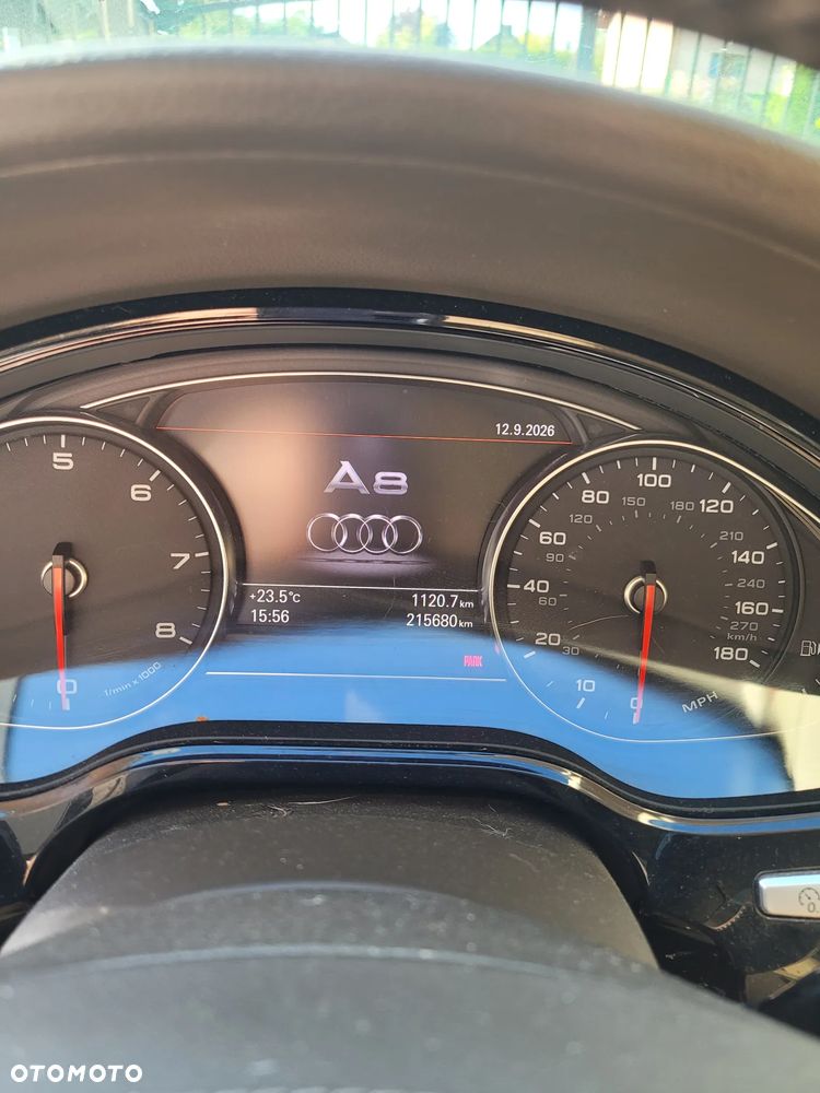 Audi A8 4.0 TFSI L Quattro - 10