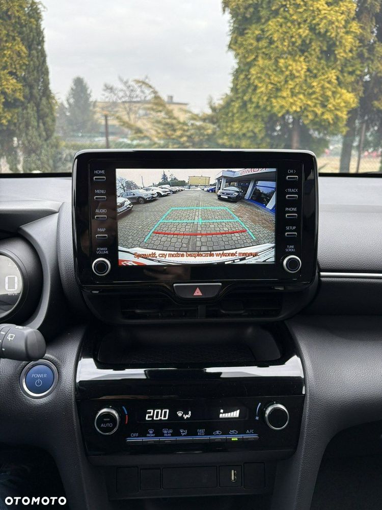 Toyota Yaris Cross - 17