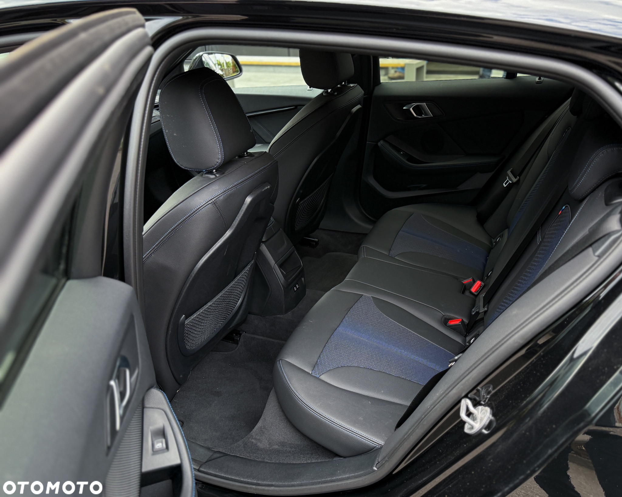 BMW Seria 1 120d xDrive M Sport sport - 16