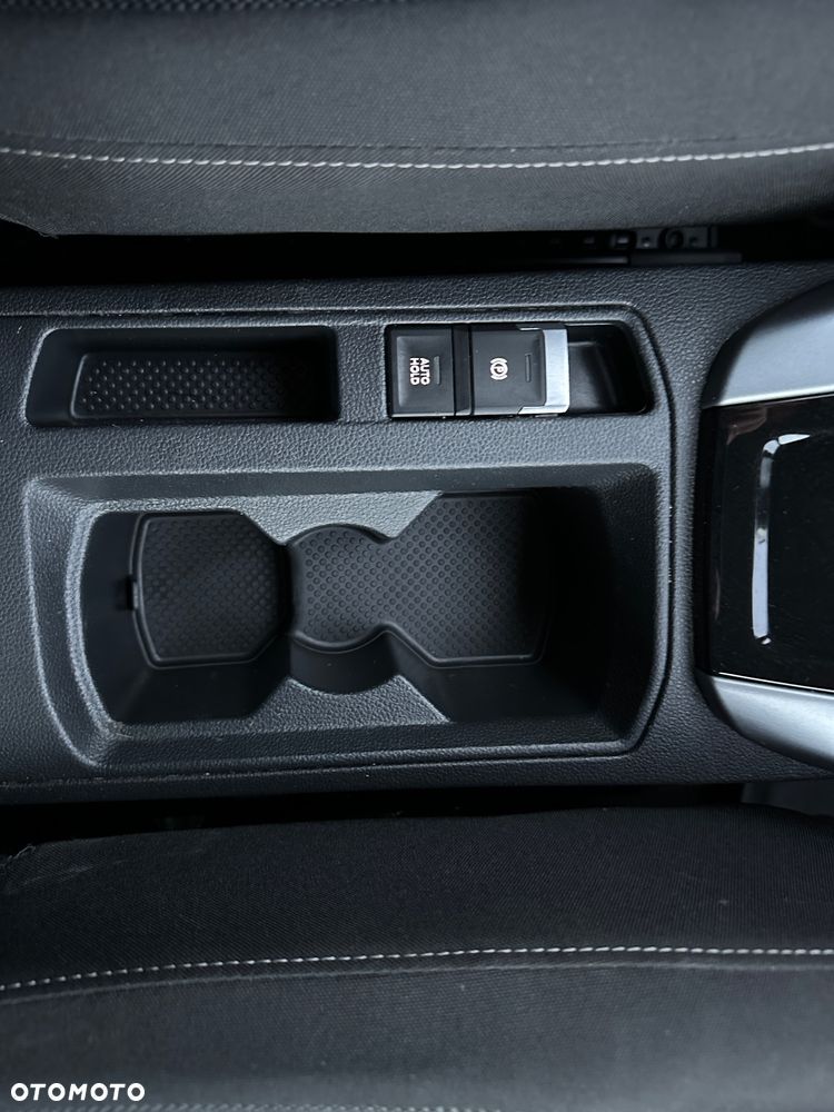 Volkswagen T-Roc 1.5 TSI Life - 25