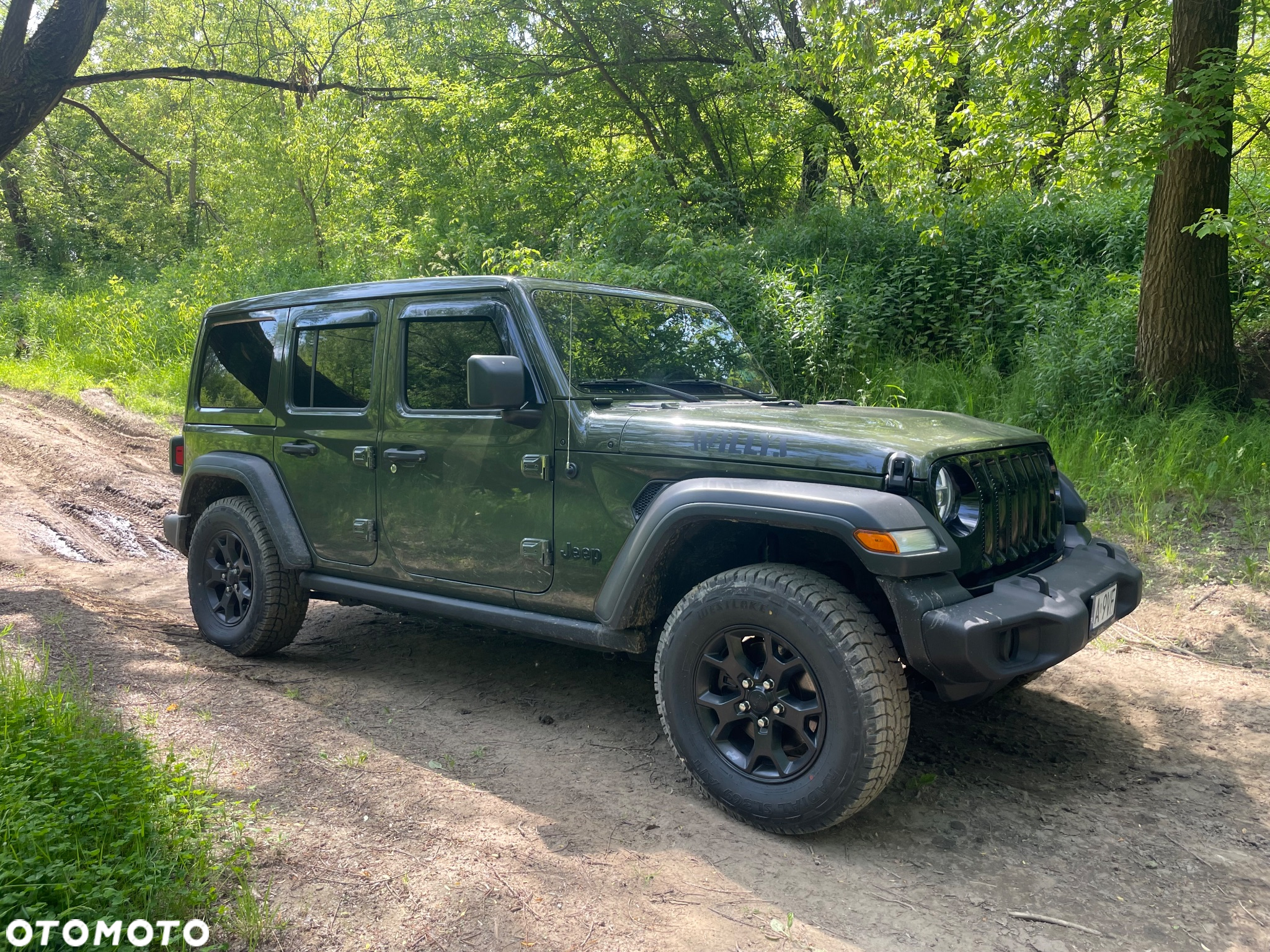 Jeep Wrangler - 12