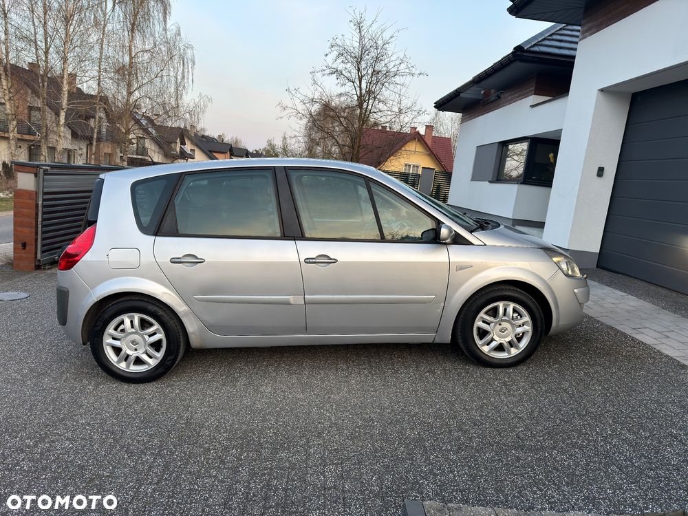 Renault Scenic 2.0 16V Privilege - 6