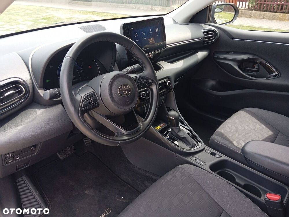 Toyota Yaris Hybrid 1.5 Style - 9