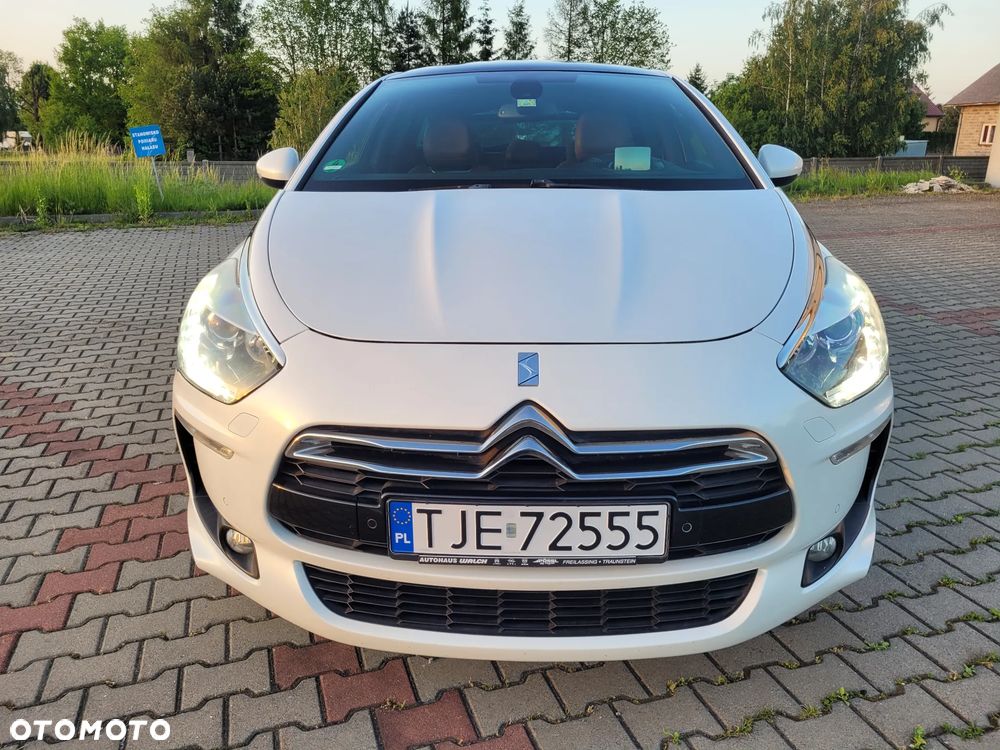 Citroën DS5 Hybrid4 Business Class - 32