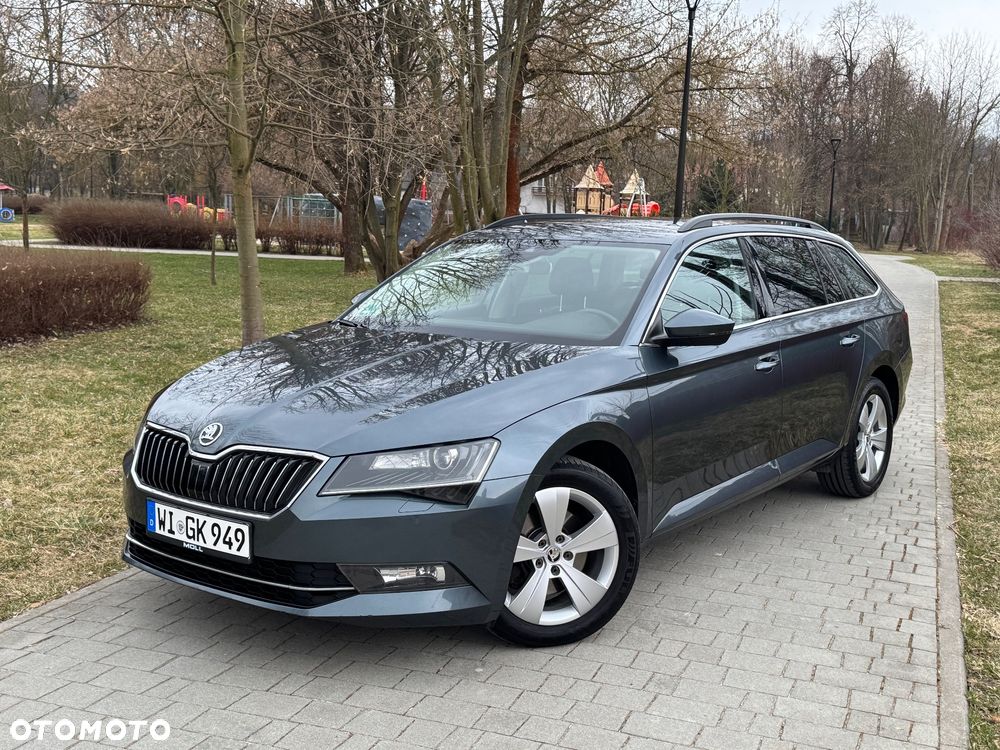 Skoda Superb 2.0 TDI DSG Premium Edition - 15