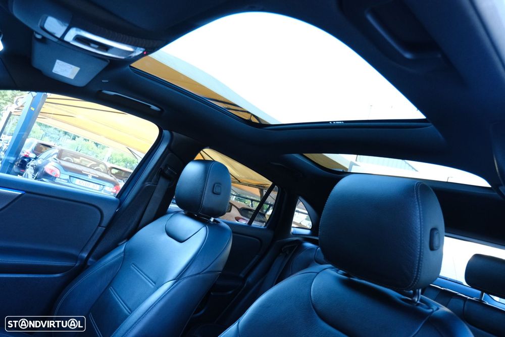 Mercedes-Benz GLA 250 e AMG Line - 10