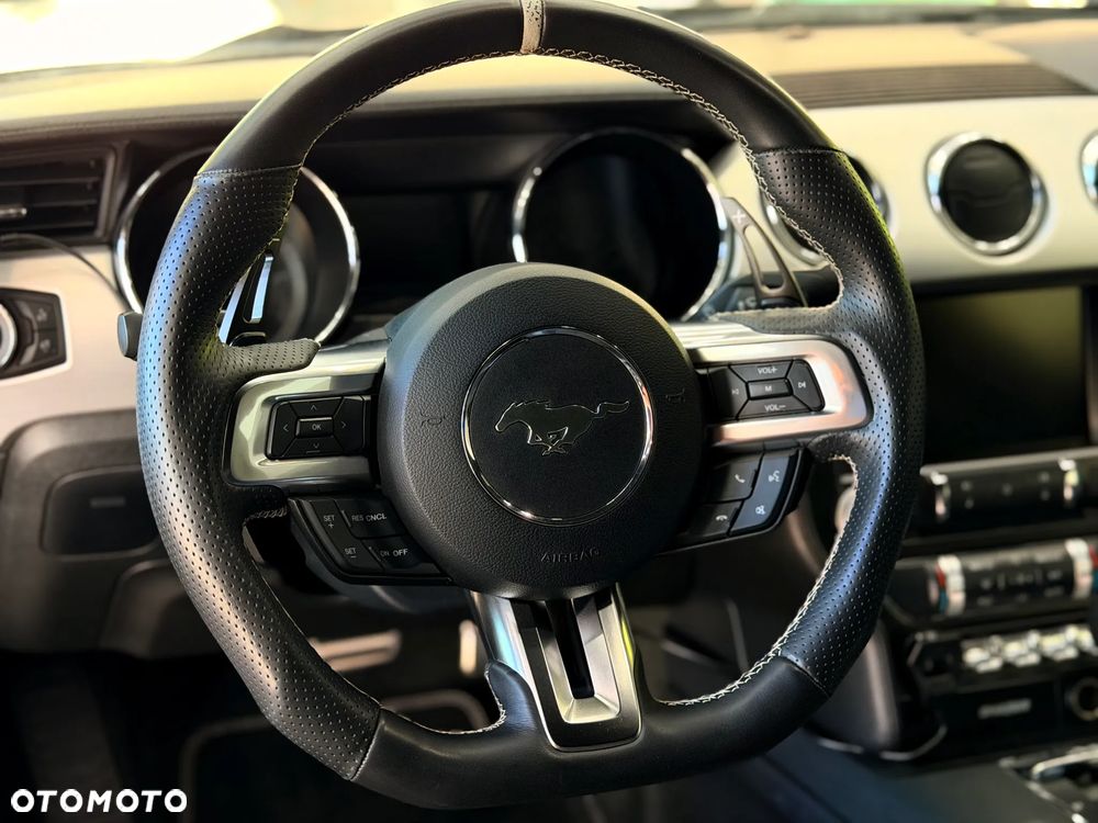 Ford Mustang - 14
