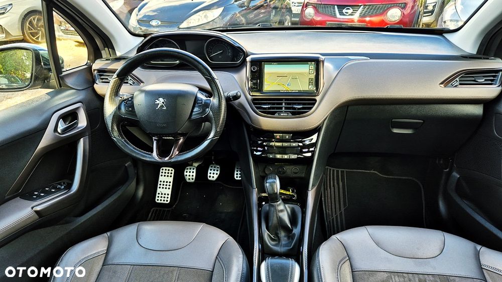 Peugeot 2008 1.6 VTi Allure - 36