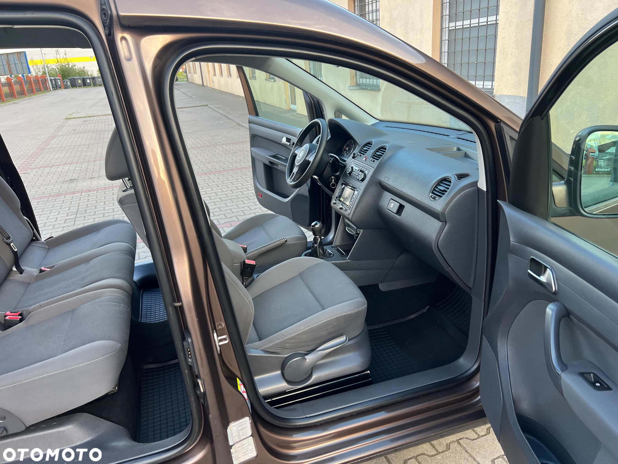 Volkswagen Caddy Maxi 2.0 TDI Comfortline - 23