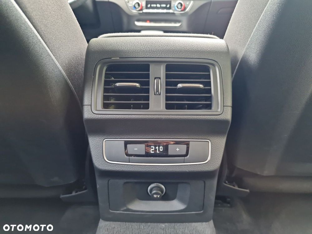 Audi Q5 35 TDI mHEV S tronic - 22