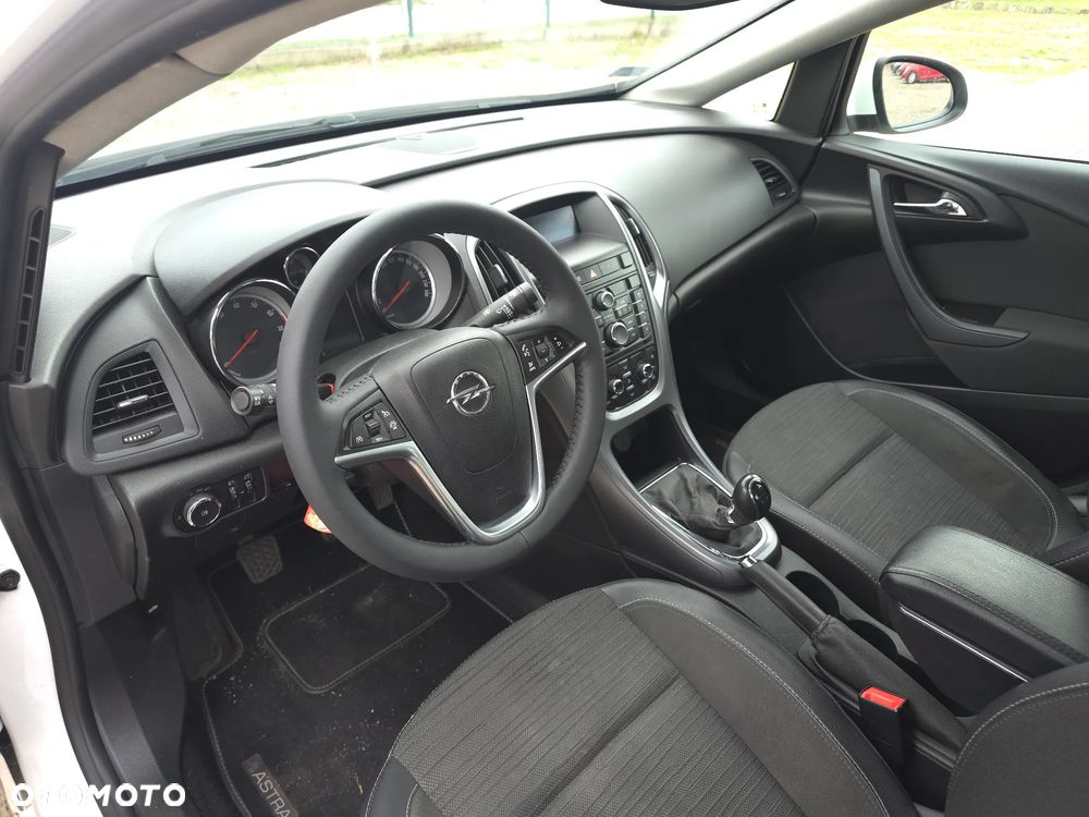 Opel Astra 1.4 T Business EU6 - 21