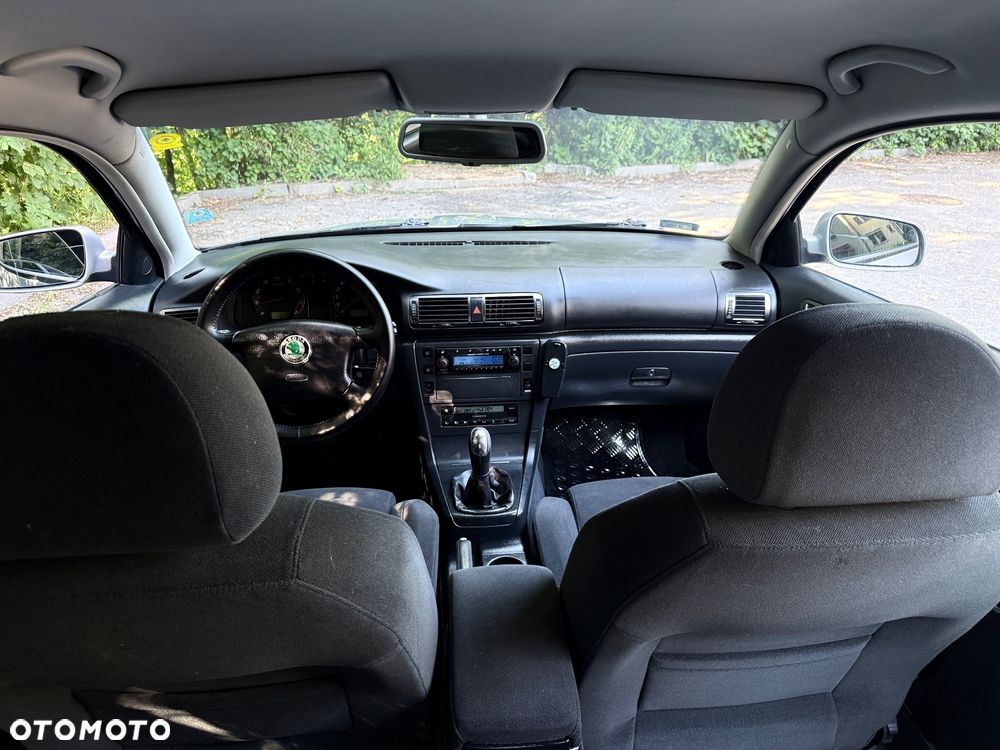 Skoda Superb 1.8 Turbo Comfort - 19