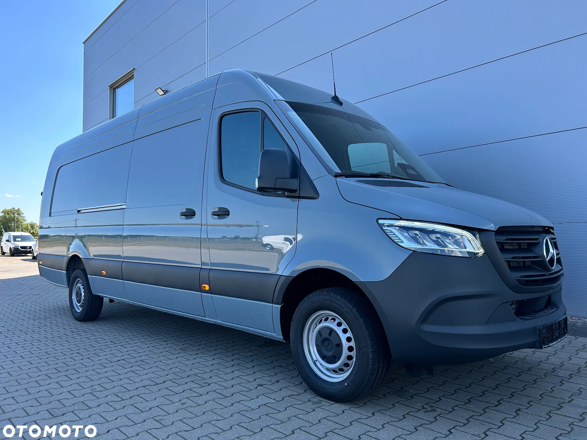 Mercedes-Benz SPRINTER 319 CDI FURGON EKSTRA DŁUGI - 10