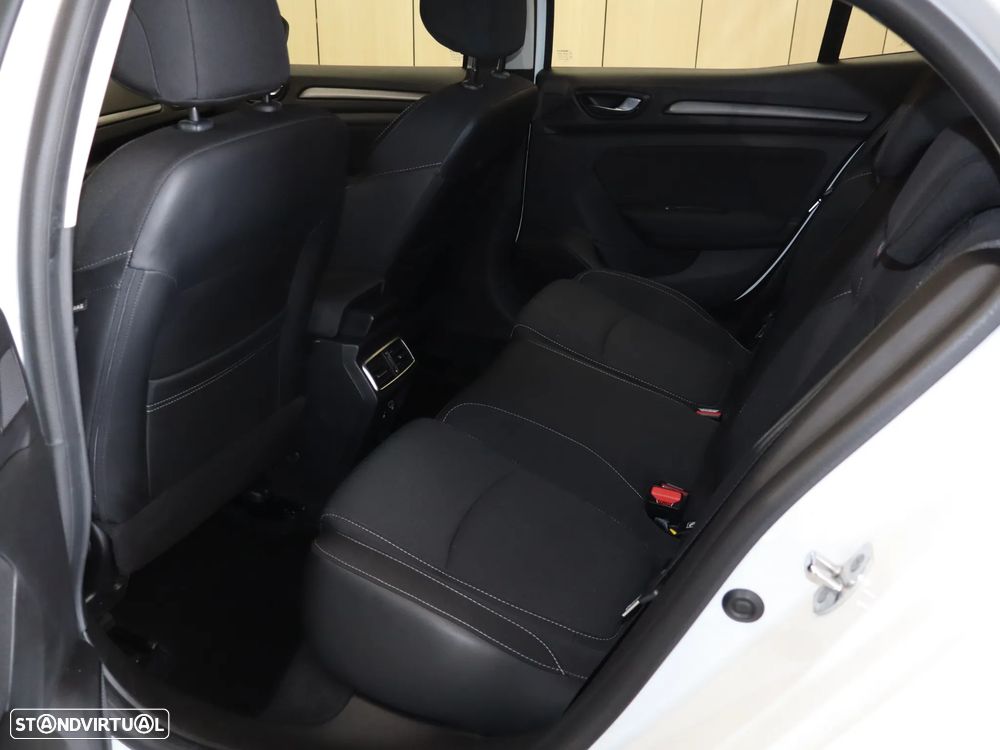 Renault Mégane 1.5 Blue dCi Equilibre - 11