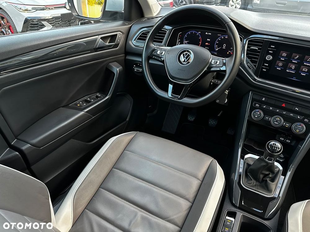 Volkswagen T-Roc 1.5 TSI ACT Premium - 18