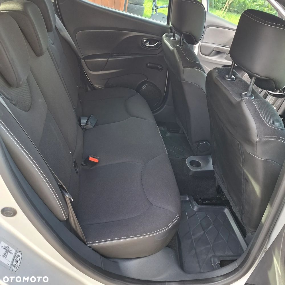 Renault Clio - 14