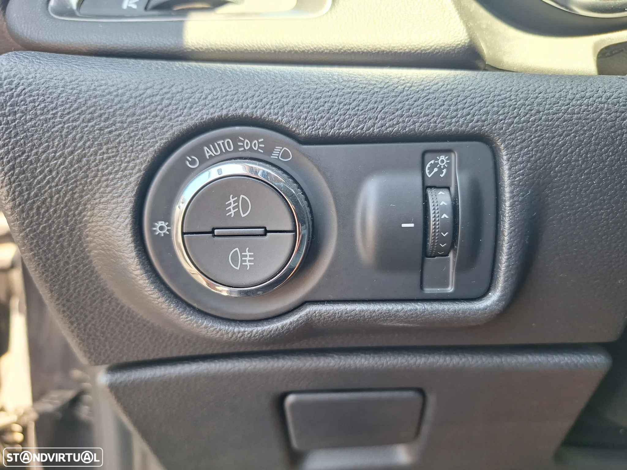 Opel Astra 1.7 CDTi Cosmo - 22