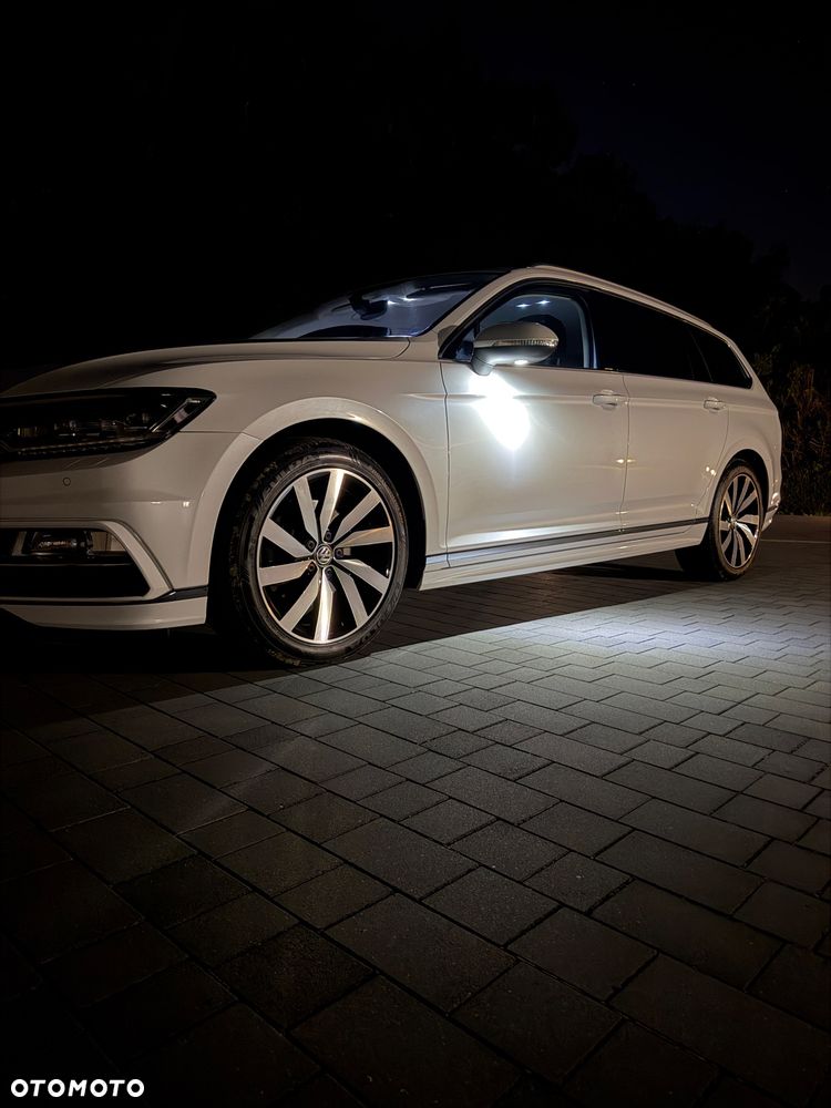 Volkswagen Passat - 30