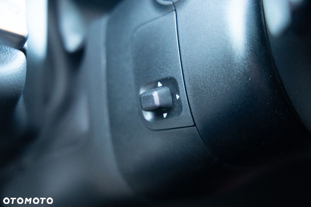 Mercedes-Benz Klasa E 220 d mHEV Avantgarde 9G-Tronic - 14