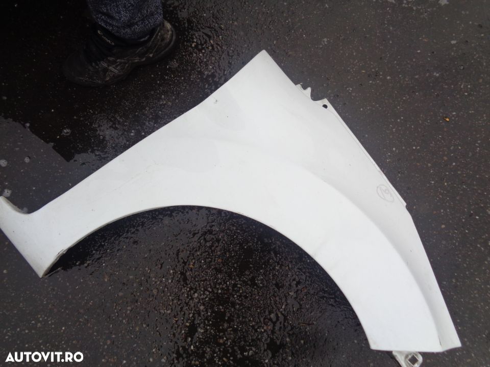 Vand Aripa Fata Dreapta Ford Fiesta din 2009 fara rugini fara lovituri - 1