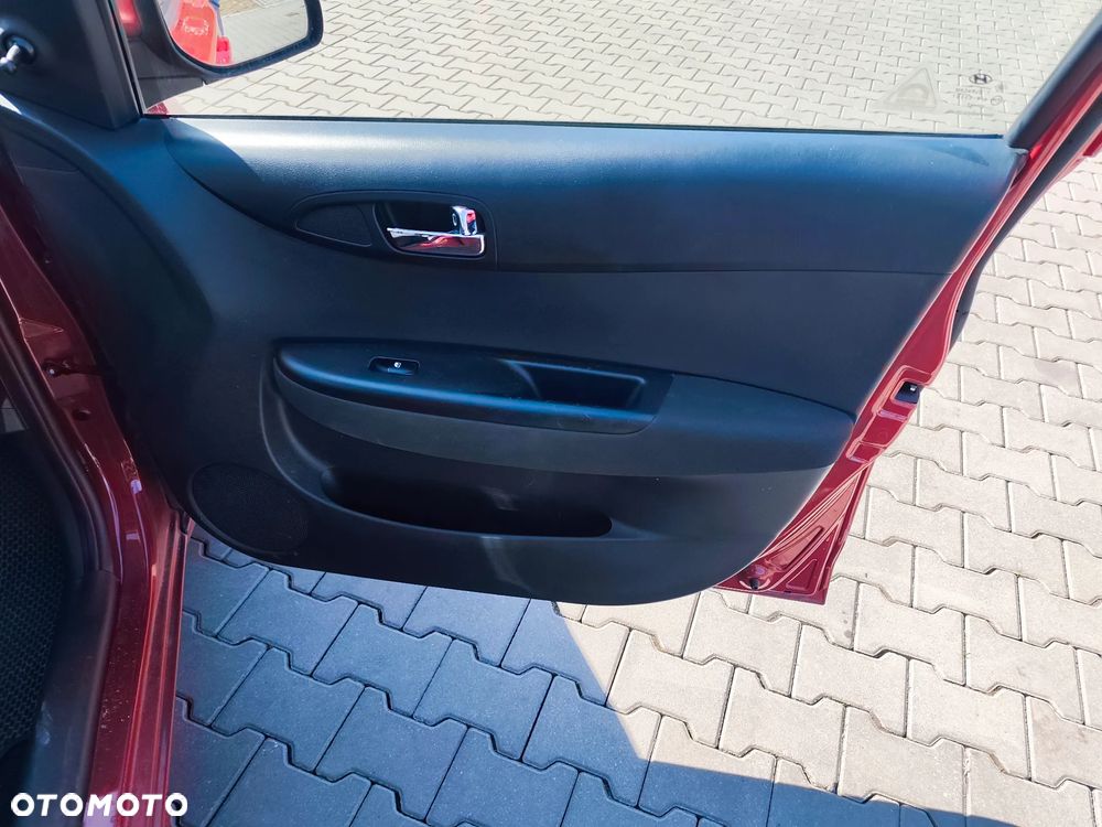 Hyundai i20 1.25 Classic + - 18