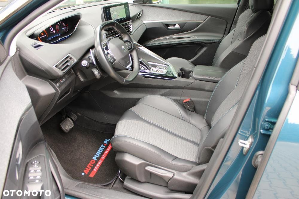 Peugeot 3008 - 11