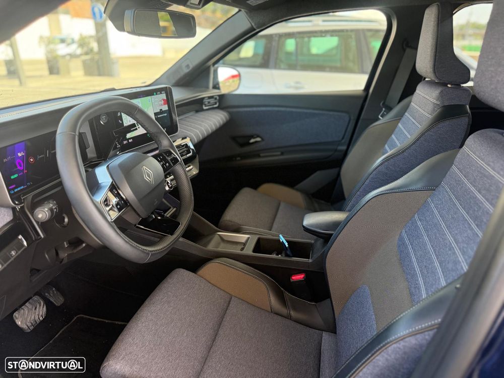 Renault 5 E-Tech 52 kWh Techno Autonomia Conforto - 25