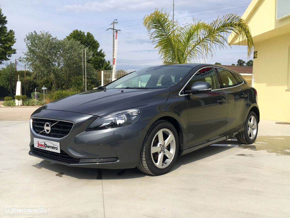 Volvo V40 1.6 D2 Momentum - 3