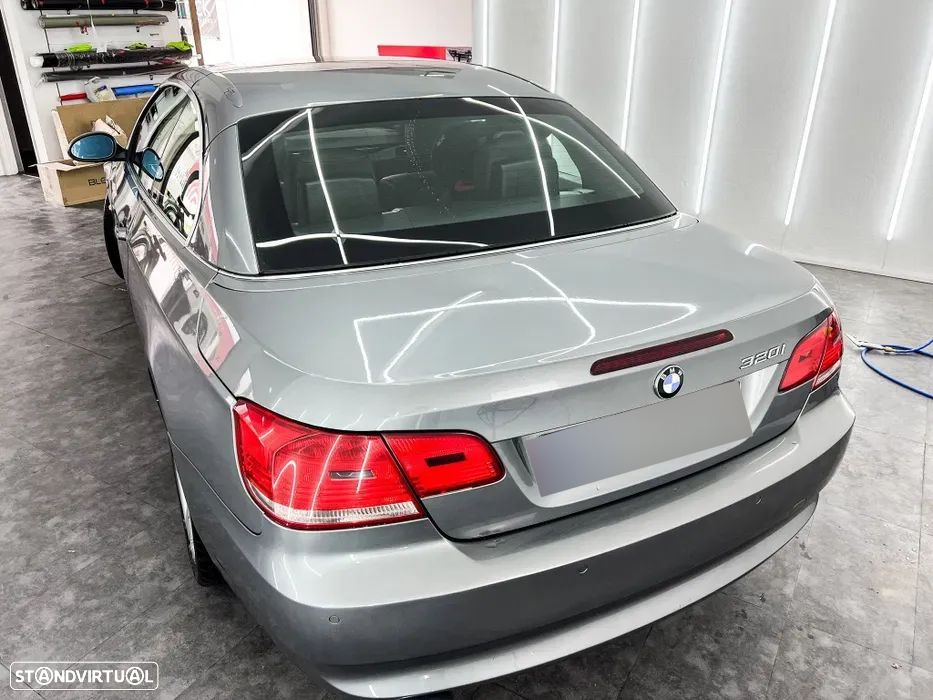 BMW 320 i Cabrio - 10