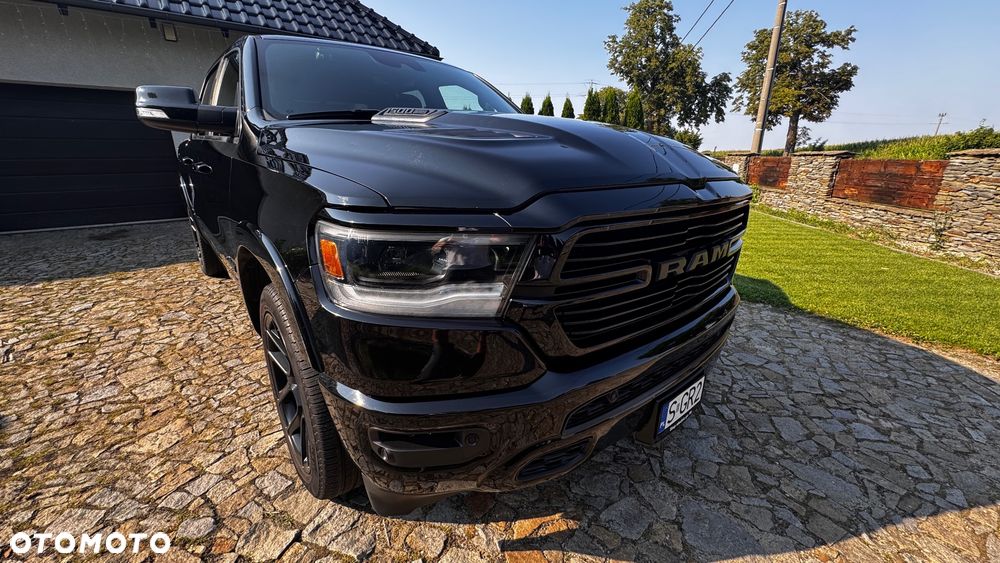 RAM 1500 5.7 eTorque Crew Cab Shortbed Laramie Black - 3