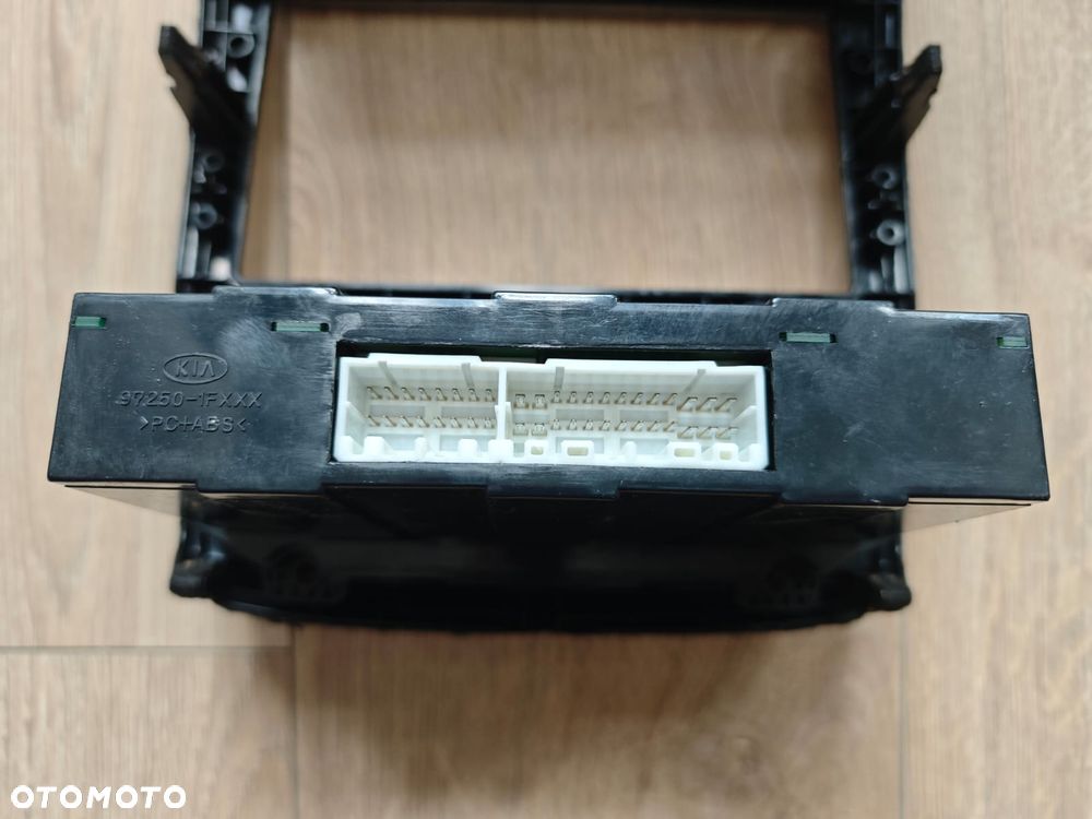 Panel nawiewu Kia Sportage 2 - 2