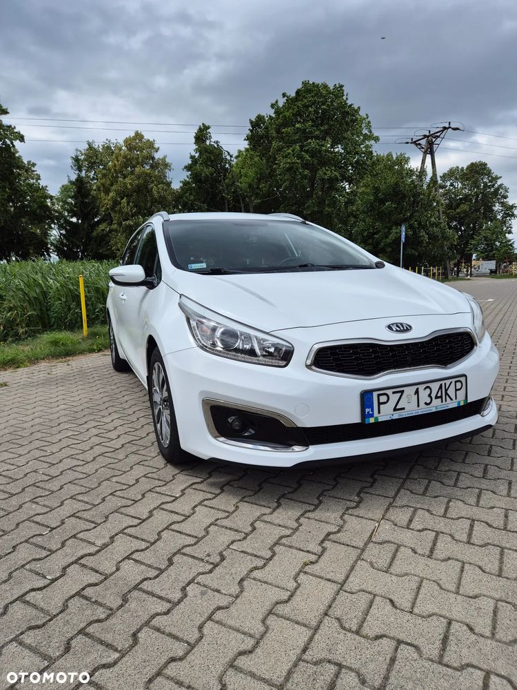 Kia Ceed 1.6 CRDi L Business Line - 2
