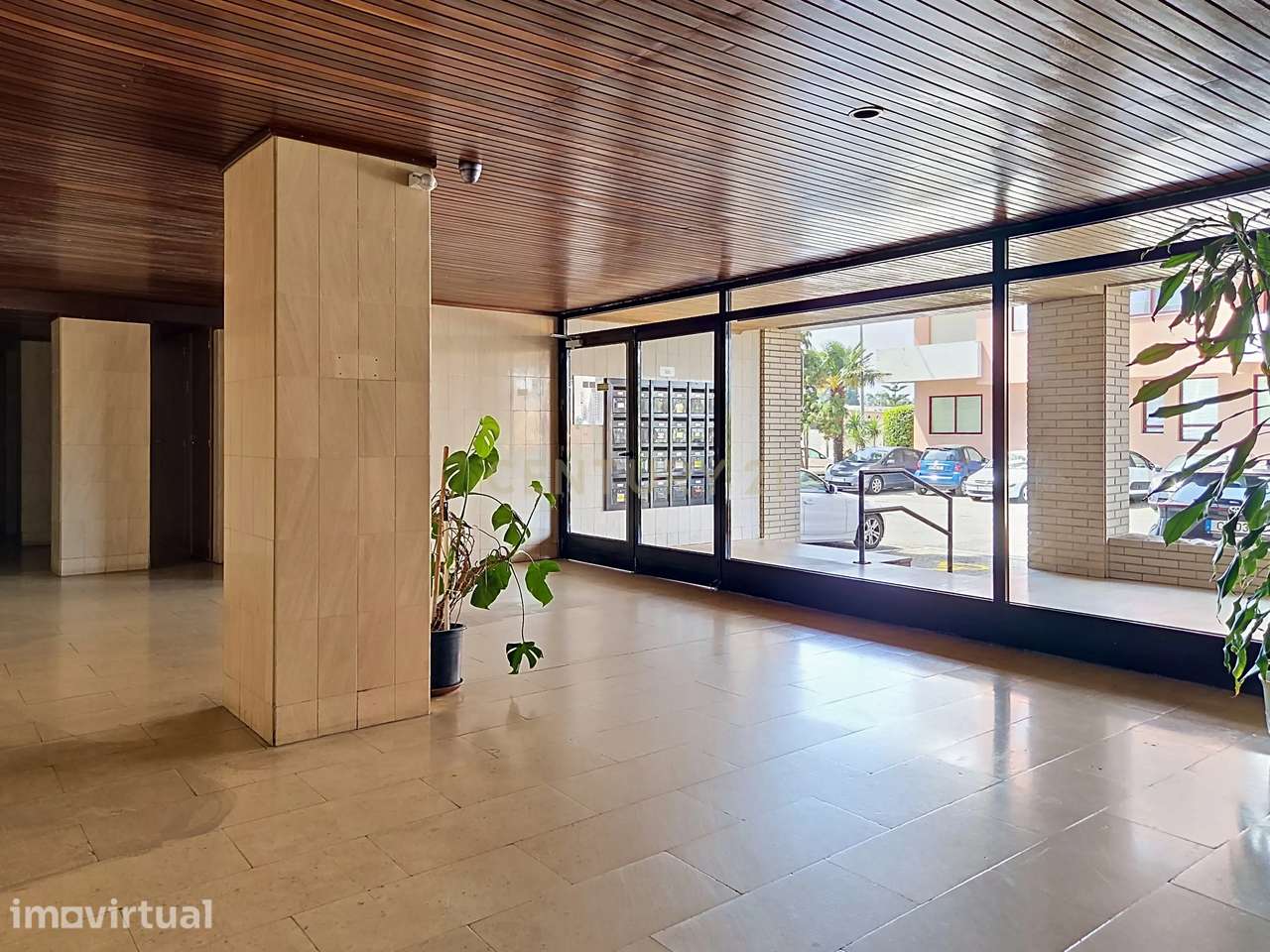 Apartamento T2 totalmente renovado - Grande imagem: 4/36